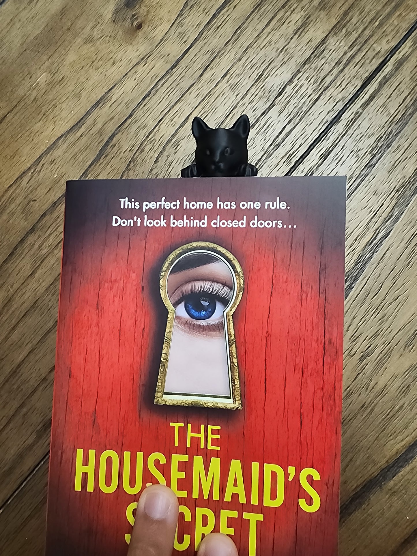 Peeking Cat Bookmark