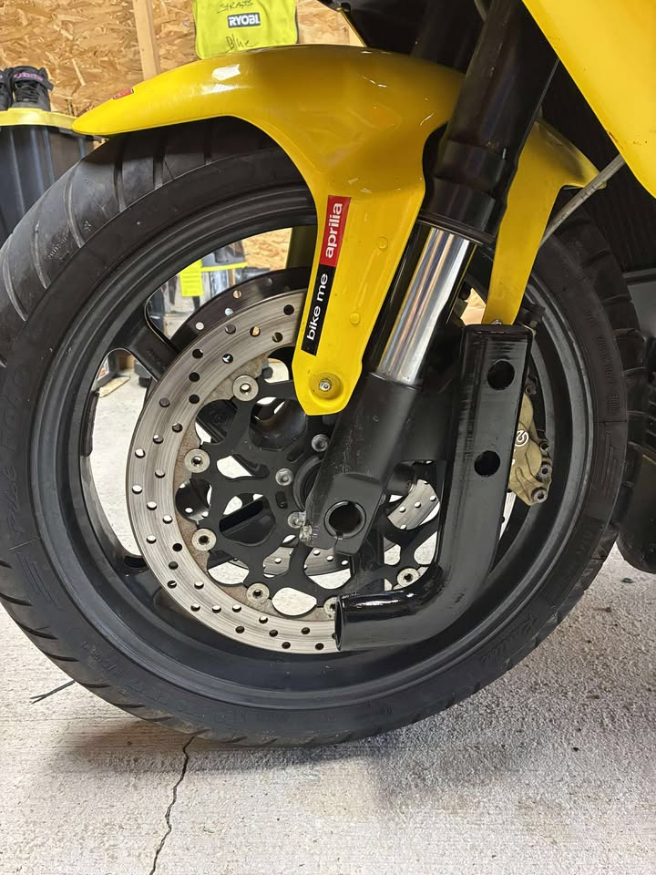 Brake Duct 2pc Set – Aprilia Motorcycle