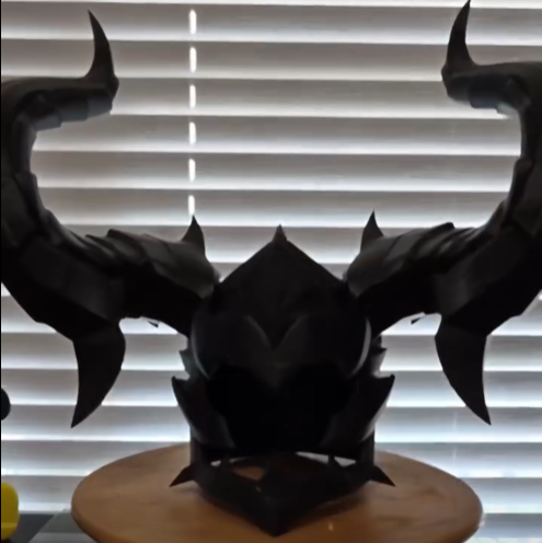 Solo Leveling - Iron Helmet